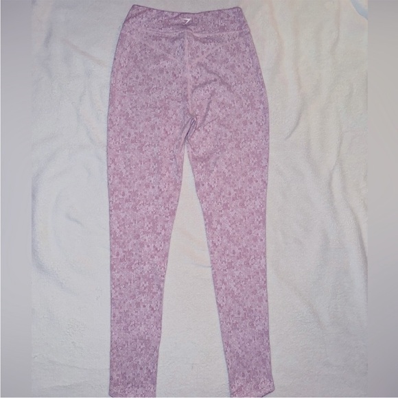 Gymshark she’s Pink Patterned Leggings - Picture 4 of 5
